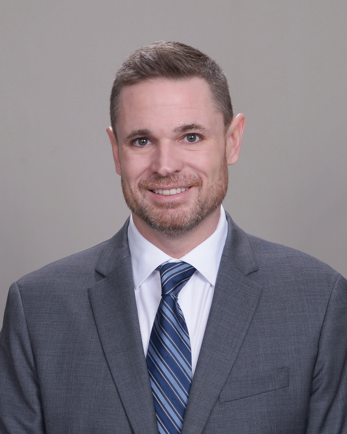 Associated Bank welcomes Austin Smith to its commercial banking